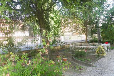 Appartamento Cento [Cod. rif V0002VRG]