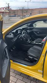 Peugeot 208 gt-line