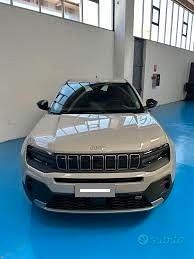 PRIVATO Jeep Avenger Hybrd 1.2  MHEV DCT Summit