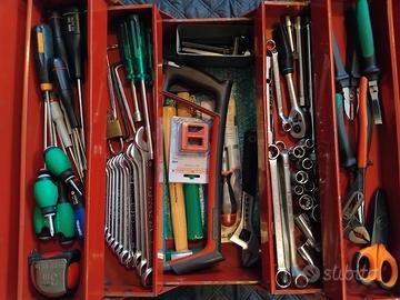 Cassetta usag più attrezzi misti