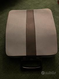 Macchina da scrivere olivetti