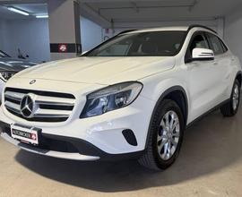 MERCEDES-BENZ GLA 180 d Automatic Premium