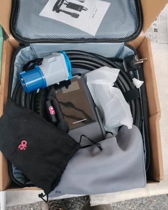 ricarica batteria per auto elettrica 