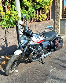 Moto Guzzi V7 Special 850