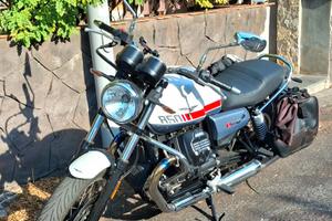 Moto Guzzi V7 Special 850