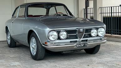 Alfa Romeo 1750 GT Veloce 1" serie