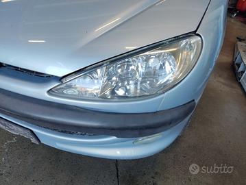 Proiettore sinistro PEUGEOT 206 del 2004