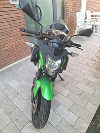 Kawasaki Z125 ABS 2022- Solo 3000 km- Come nuova