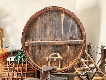 Botte antica in legno