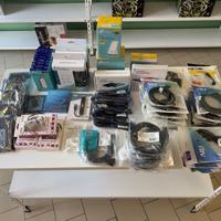 Lotto materiale informatico per chiusura negozio