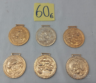 Disney medaglie,francobolli, personaggi