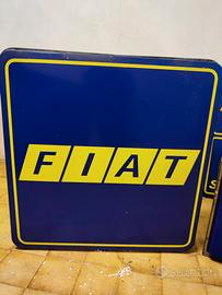 Insegna Fiat gigante 