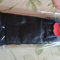 Guanti in pelle nera 