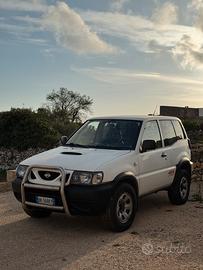 Nissan Terrano II