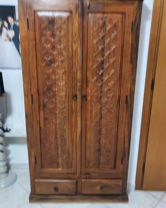 armadio guardaroba in legno massello