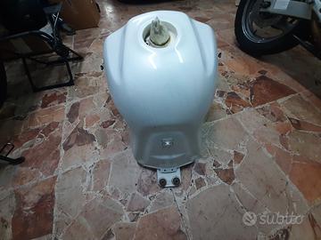 Serbatoio Honda Varadero 1000