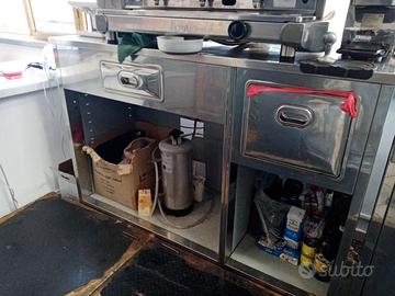 mobili acciaio inox per macchina caffè +credenza