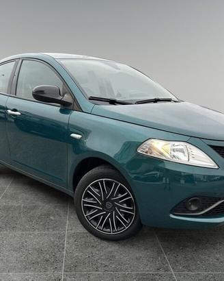 Lancia Ypsilon 1.2 69 CV 5 porte Gold