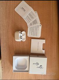 Airpods 4 con cancellazione del rumore