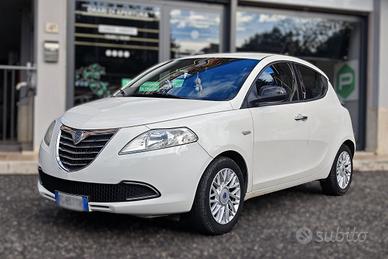LANCIA Ypsilon 1.2 69 CV 5 porte Gold