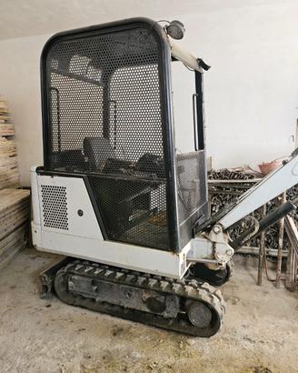 Bobcat 320 16q