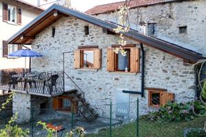 Lago di Como stagione estiva si valuta annuale