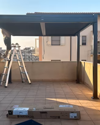 Pergola in alluminio nera 3,5x3 metri