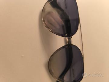 occhiali da sole 