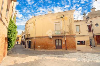CASA INDIPENDENTE A LUCERA