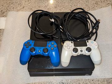 PS4 + 2 Controller + Cavi Originali 