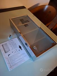 Armadietto porta medicinali