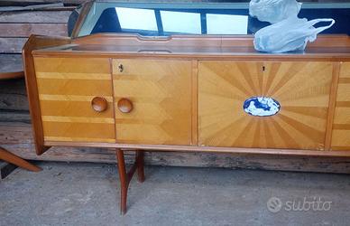 SIDEBOARD ANNI '50