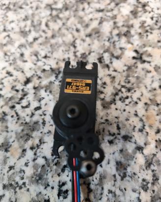 servo comando sanwa 