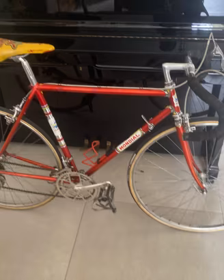 Bici vintage Mondial allestimento Campagnolo