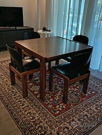 Tavolo con 4 sedie di Afra e Tobia Scarpa