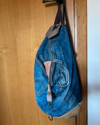 Sacca jeans e pelle Levi’s Strauss& Co.501