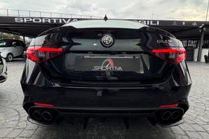 Giulia quadrifoglio