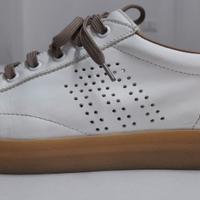 Scarpe Uomo sneakers Frau – Iconiche! Tg 40