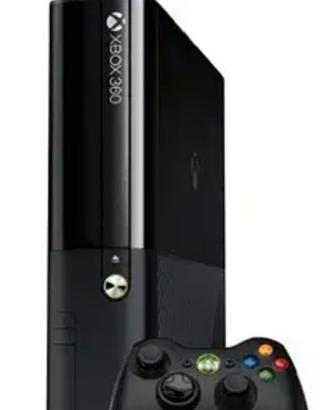 CONSOLLE X BOX 360 + n.13 GIOCHI