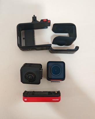 INSTA 360 RS/R OBIETTIVO 360-4K-BATTERIA