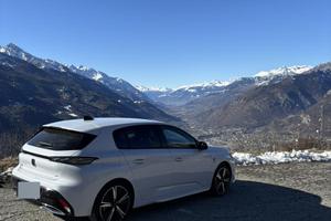 PEUGEOT 308 GT e-DCS6 136 CV