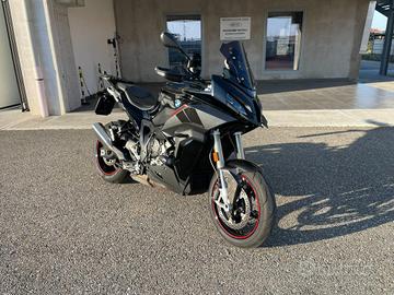 BMW S 1000 XR triple black