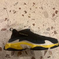 BALENCIAGA triple s - black/yellow size 44