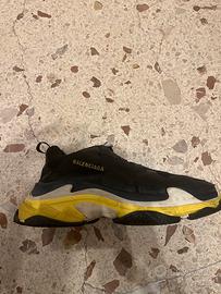 BALENCIAGA triple s - black/yellow size 44