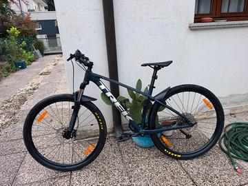 Trek Marin 7 (2022)