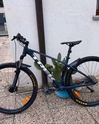 Trek Marin 7 (2022)