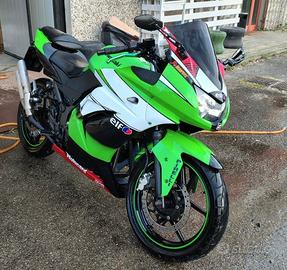 Kawasaki ninja 250r ricambi , motore