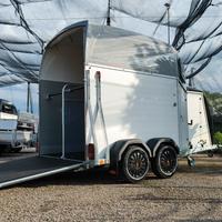 Trailer trasporto cavalli in alluminio Boeckmann