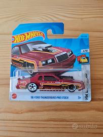 Hot wheels Ford thunderbird