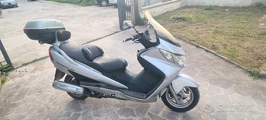 Suzuki burgman 400 del 2005 